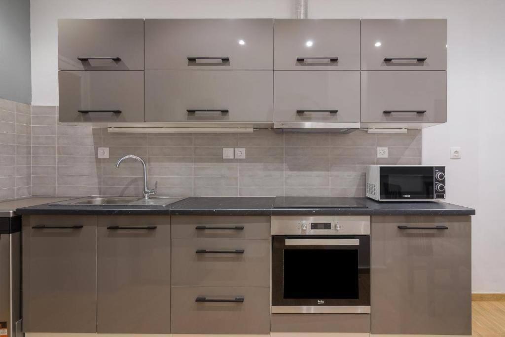 Fully Renovated 1 Bedroom Condo Athen Eksteriør billede